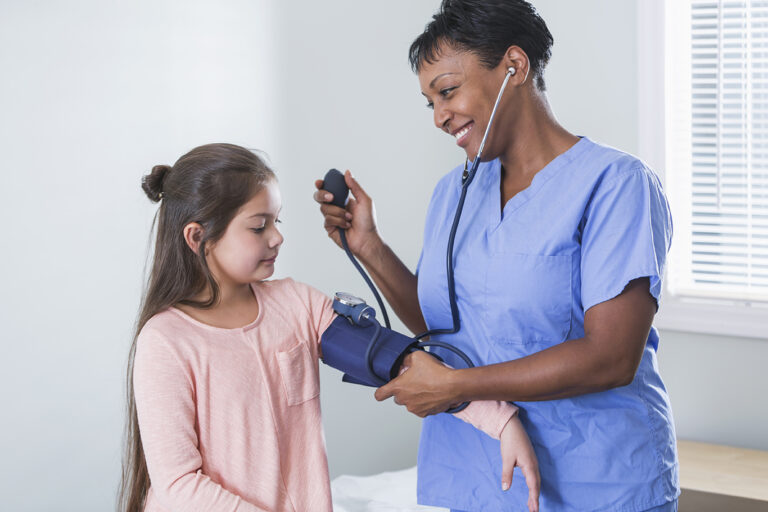 Hypertonie – Bereits im Kindesalter Veränderungen detektieren und Prävention einleiten